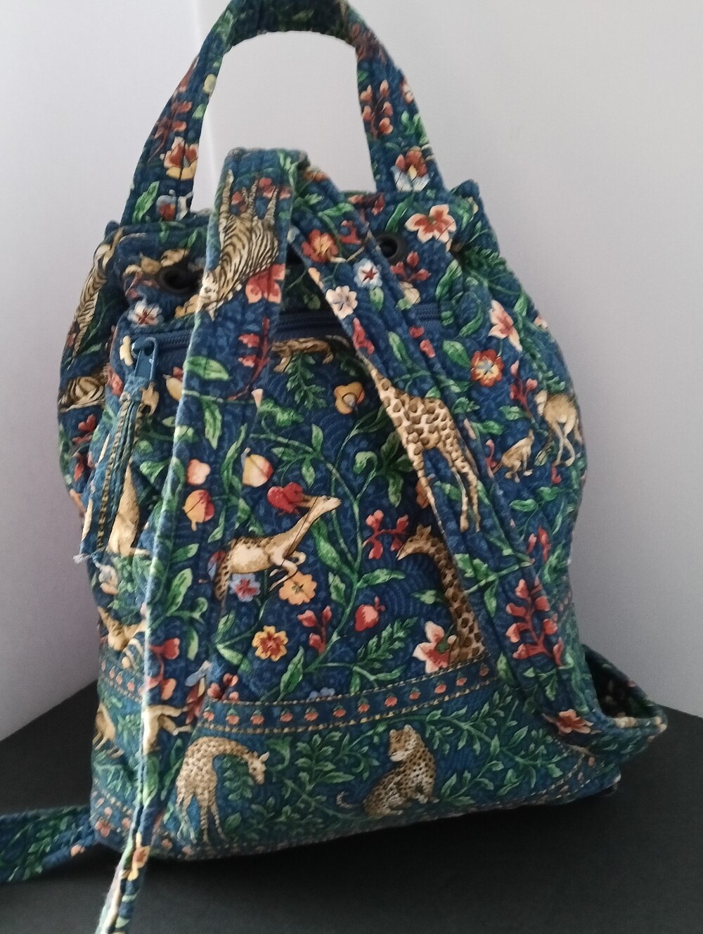 Vintage Vera Bradley quilted bag retired blue Animal Kingdom safar Backpack - Picture 5 of 9